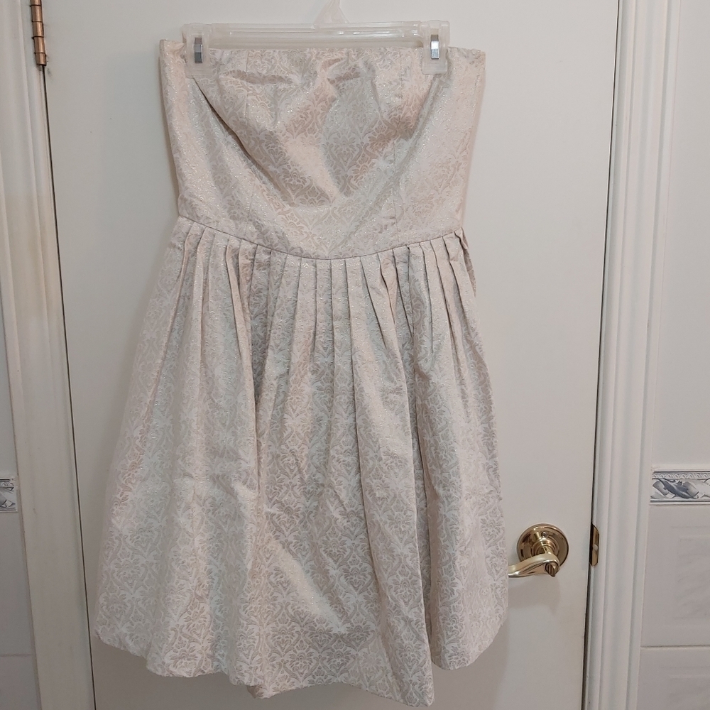 European boutique strapless dress, size 2 - Picture 3 of 6